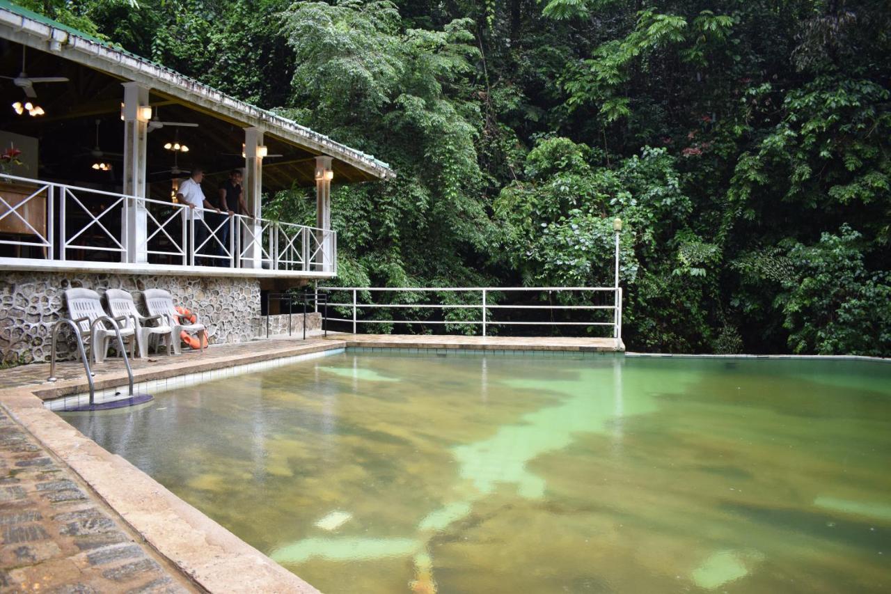 Royal River Resort Kitulgala Exterior photo